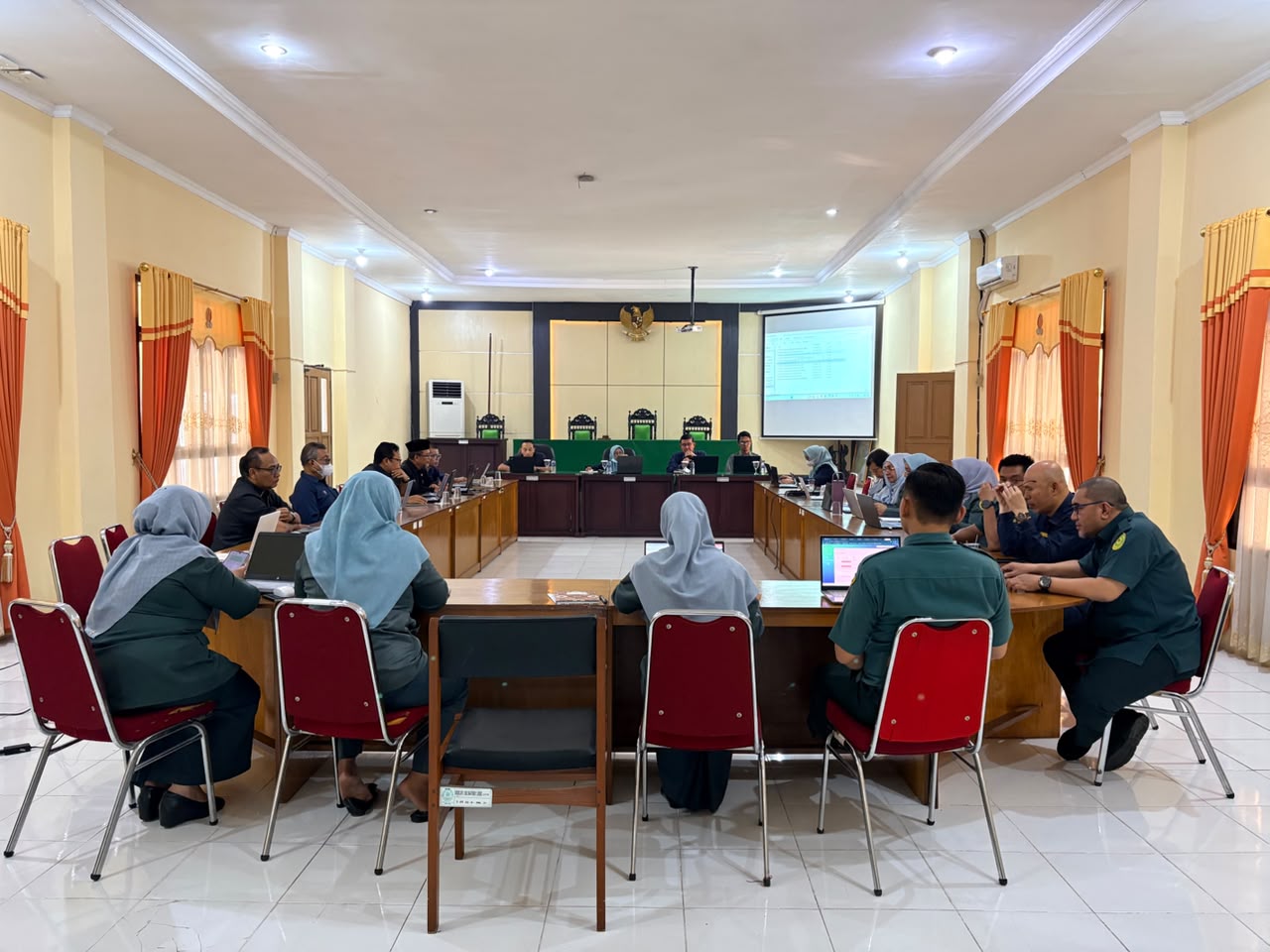 Rapat Koordinasi Hakim Tinggi Reguler dan Penyampaian Terkait Perkara Banding