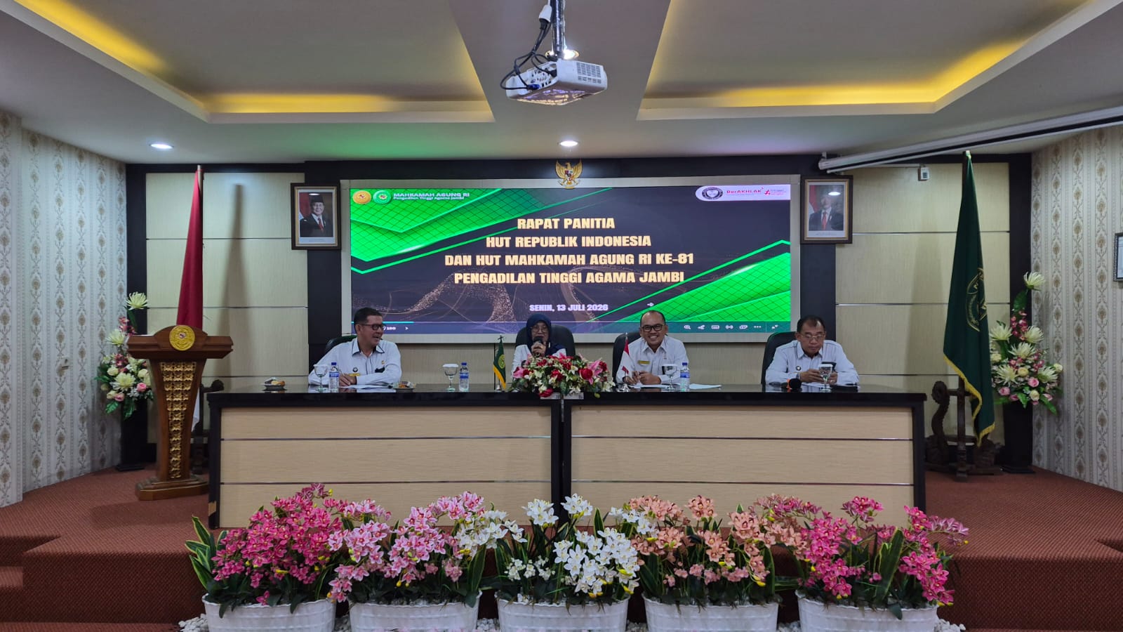 PENGADILAN TINGGI AGAMA JAMBI GELAR RAPAT PANITIA PERINGATAN HUT REPUBLIK INDONESIA DAN HUT MAHKAMAH AGUNG RI KE 81